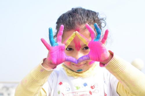 Játékok, amelyekkel gyakorolhatjuk a színeket gyermekünkkel